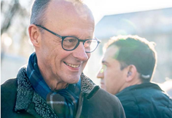 Aliansi Uni Demokratik Kristen-Uni Sosial Kristen Merz Menangkan 208 Kursi