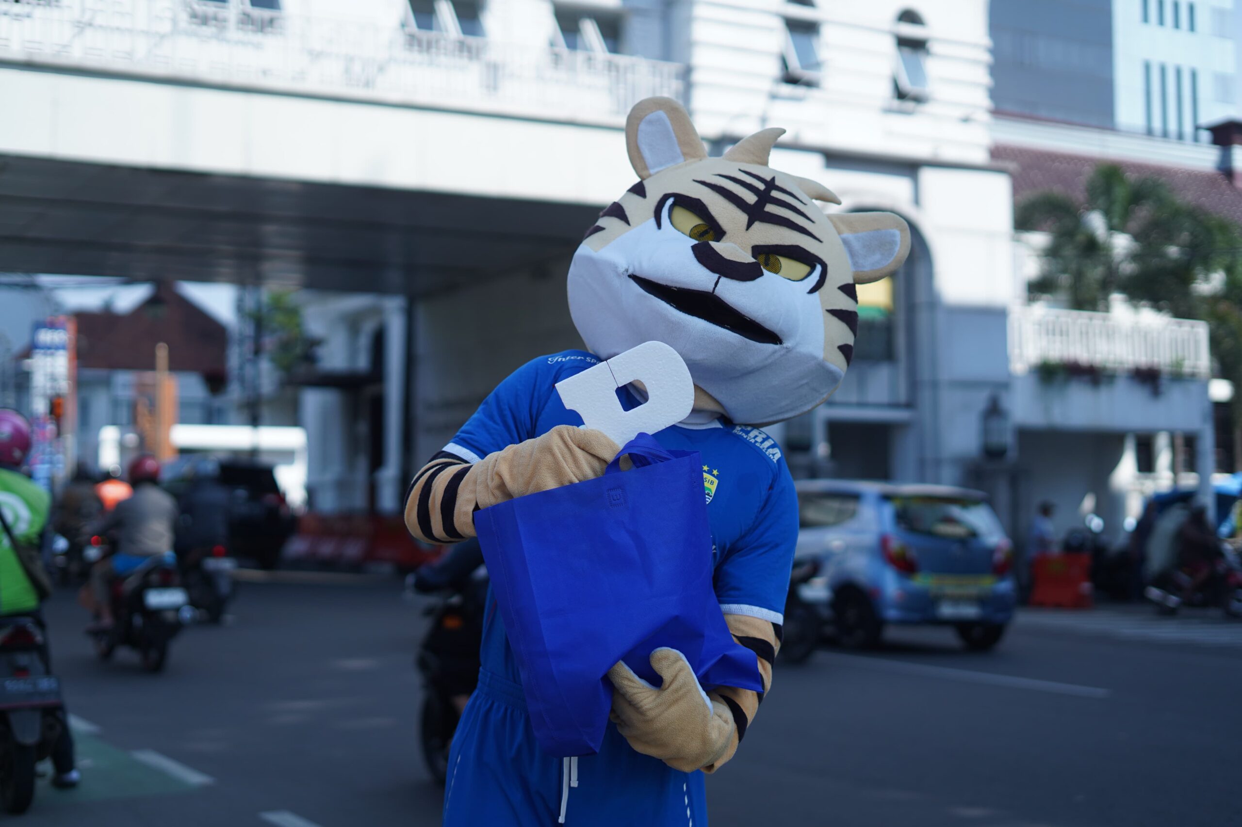 Wilujeng Sumping Frans Putros!