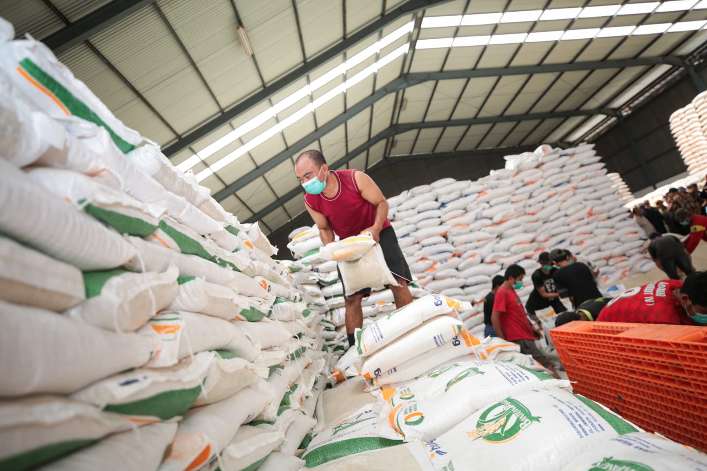 Stok Beras Melimpah, Pemkot Bandung Pastikan Ketersediaan Aman untuk Warga