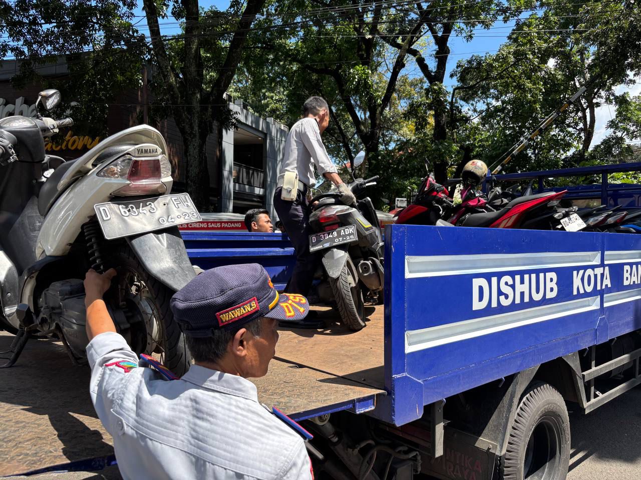 Dishub Kota Bandung Perketat Pengawasan Parkir Liar Selama Ramadan dan Libur Idulfitri