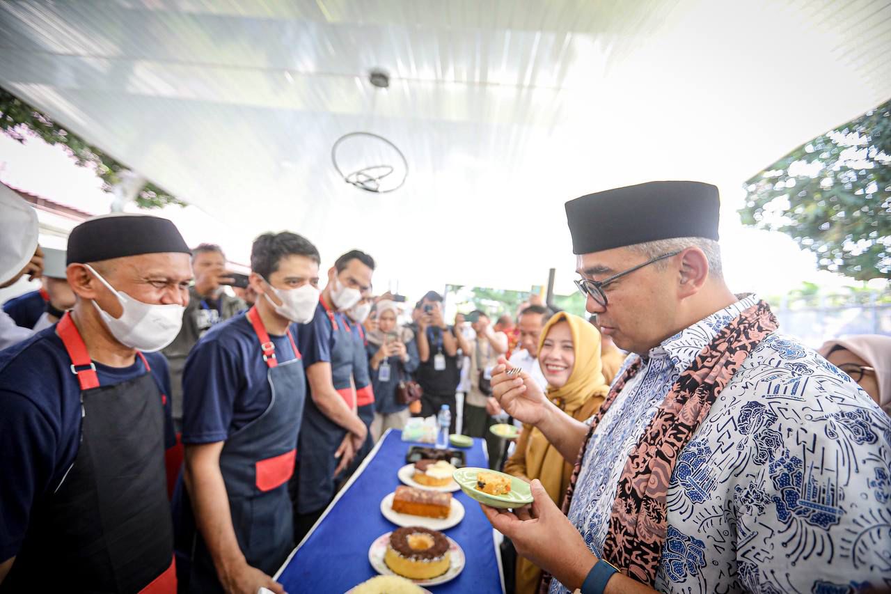 Asah Skill Warga, Disnaker Bandung Dorong Siap Kerja dan Berani Buka Usaha