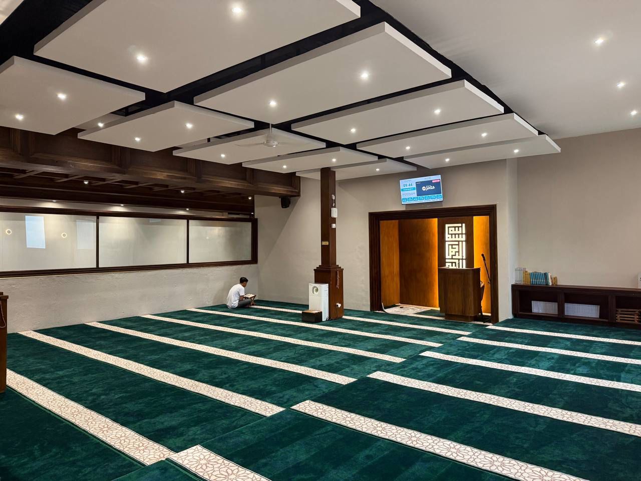 Dari Tempat Hiburan jadi Rumah Ibadah, Masjid Jaza Hadirkan Ruang Positif untuk Anak Muda Bandung